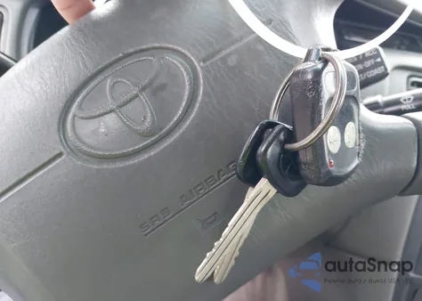 2001 Toyota Camry Le V6 from USA, damaged, VIN 4T1BF22K51U969347